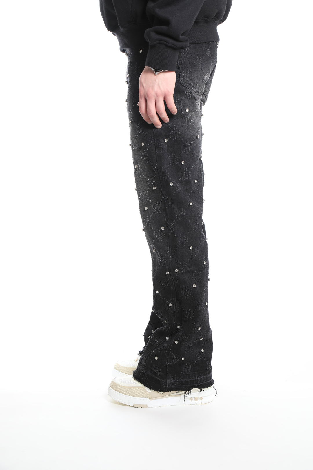 Diamond black